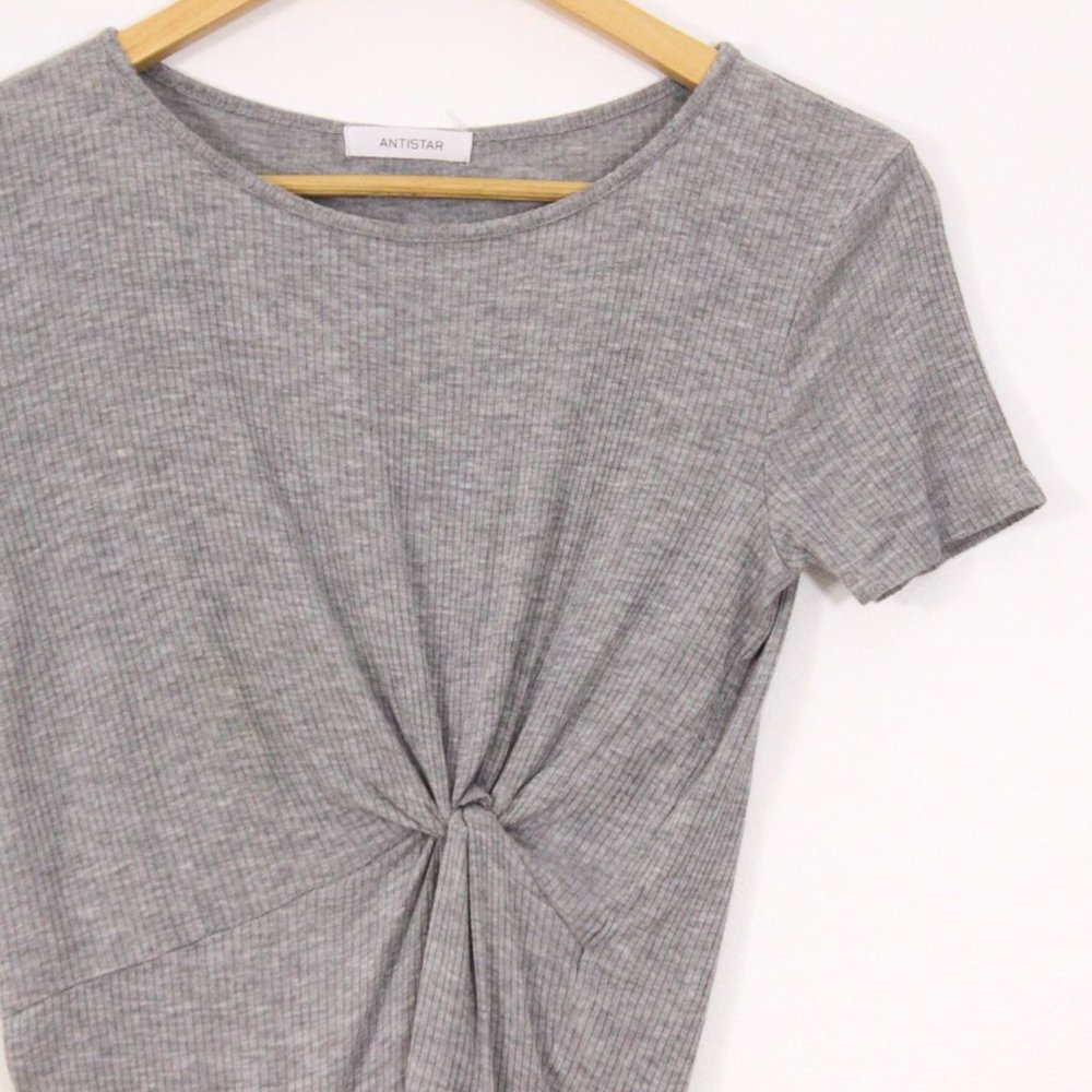 *Anistar Grey Ribbed Tie Top - Picture 4 of 5